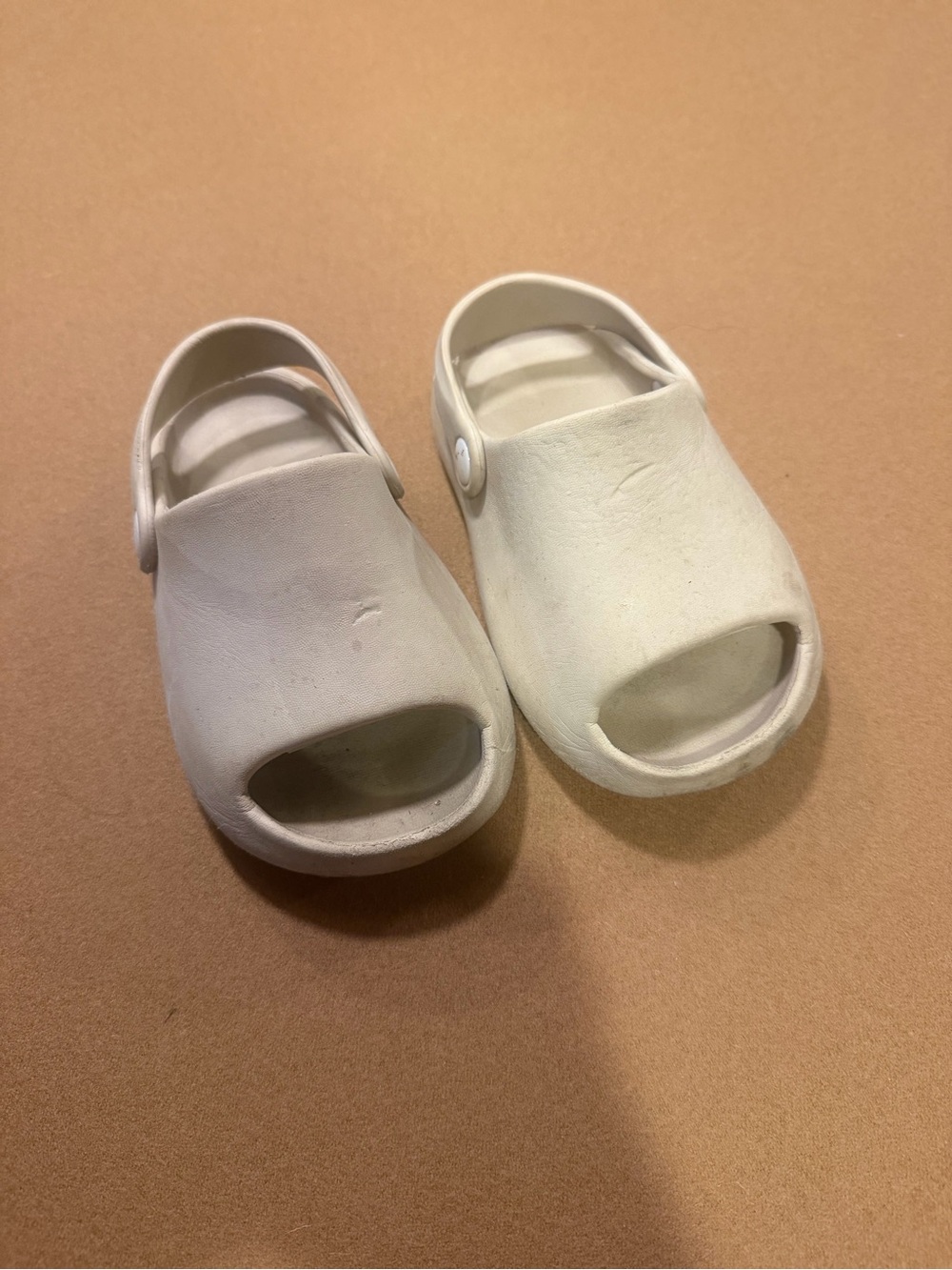 Kids White Open-Toe Slip-On Sandals